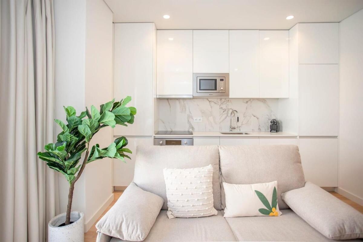 Liiiving In Porto - City Design Apartments Экстерьер фото